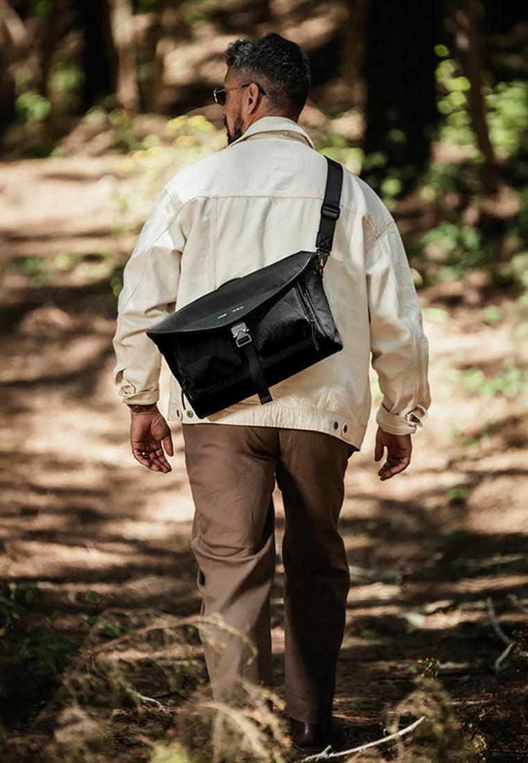 Grams28 302 Adventure Sling