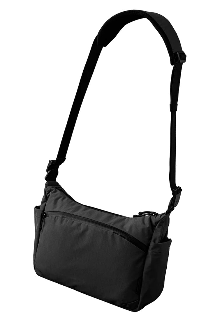 Alpaka Flight Satchel