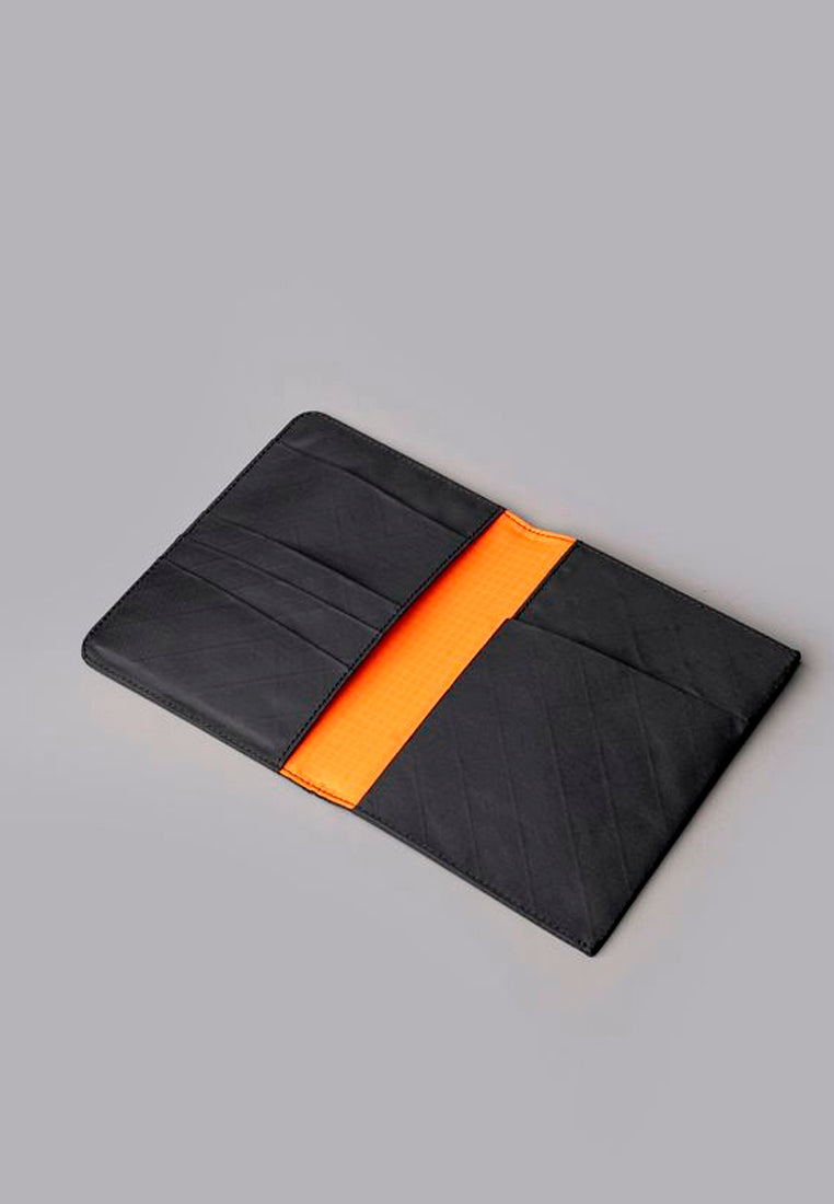Alpaka ARK Bifold Passport Wallet