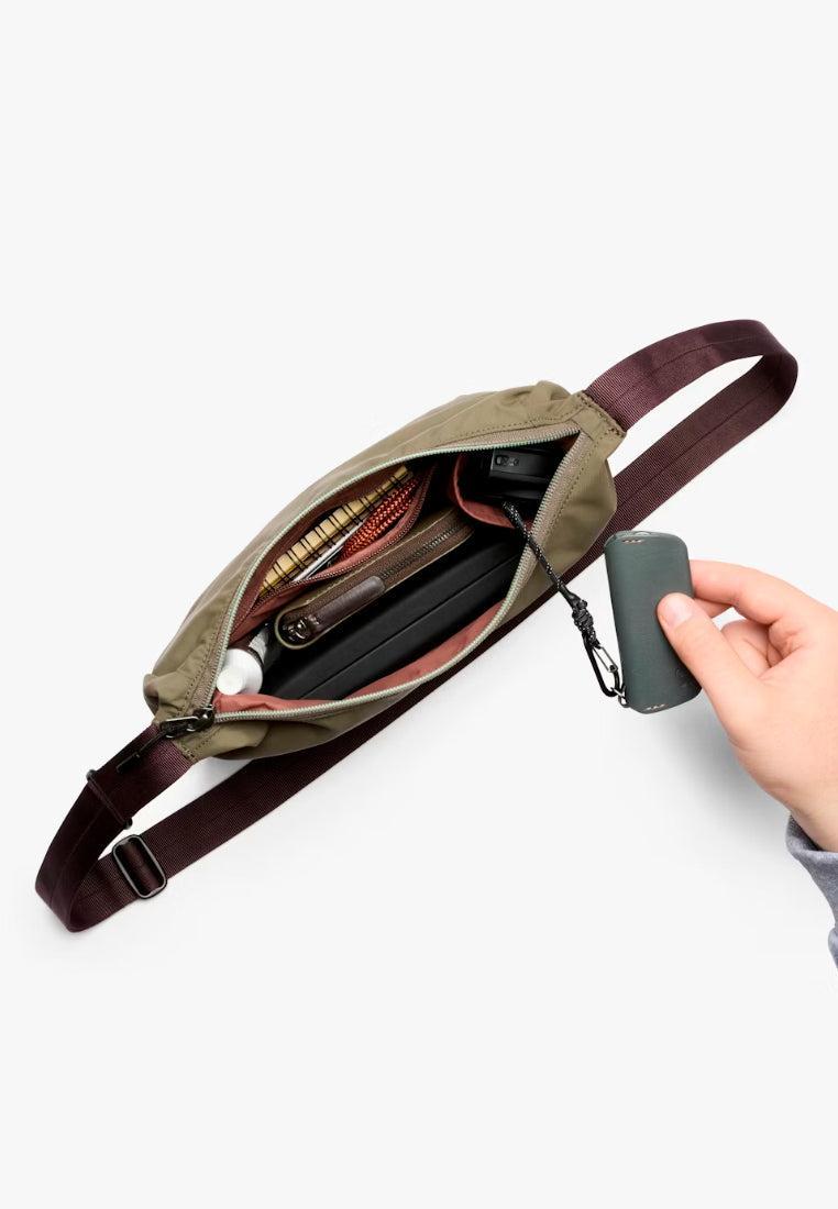 Bellroy Laneway Crescent Bag 2.5L