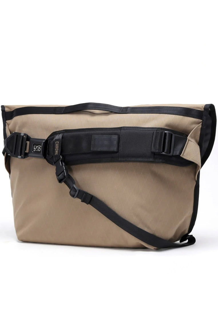 Chrome Industries Citizen 24L Messenger Bag
