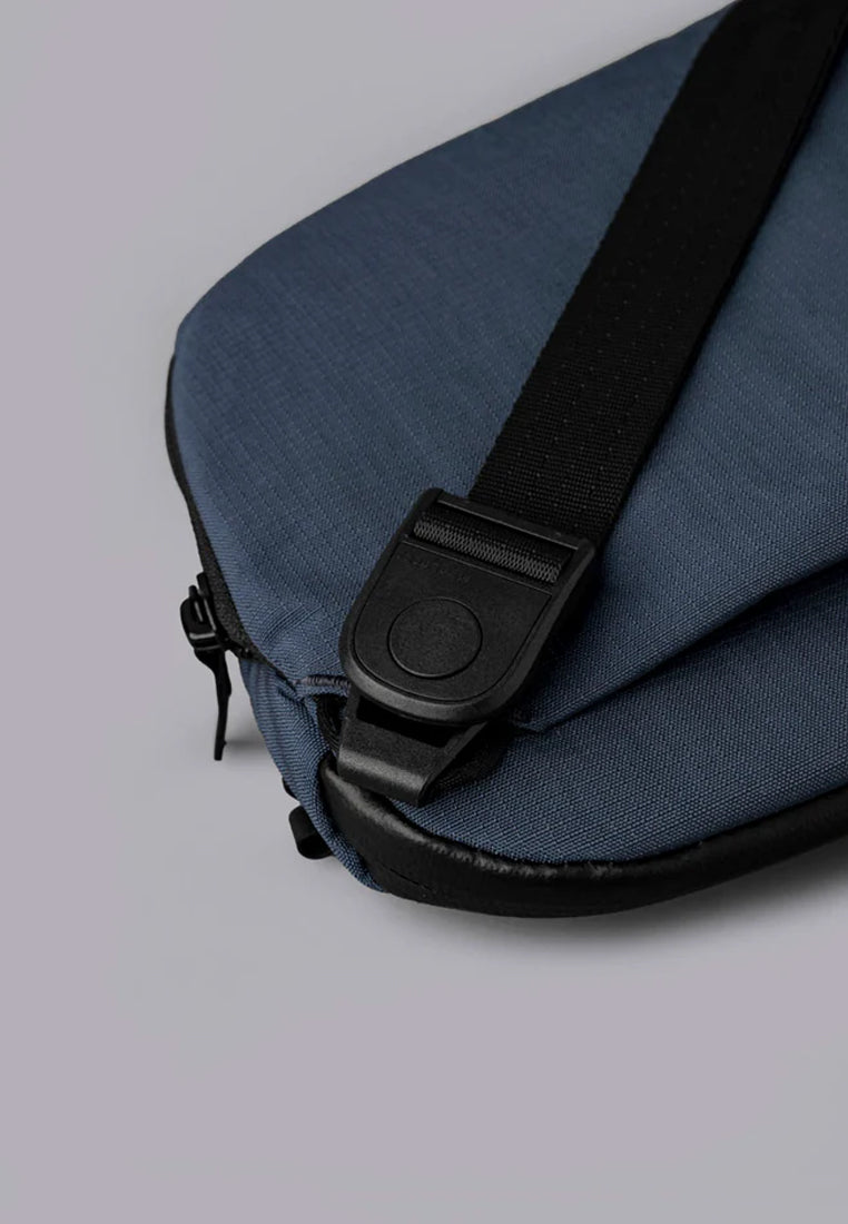 Alpaka Flight Sling Pro 2.5L