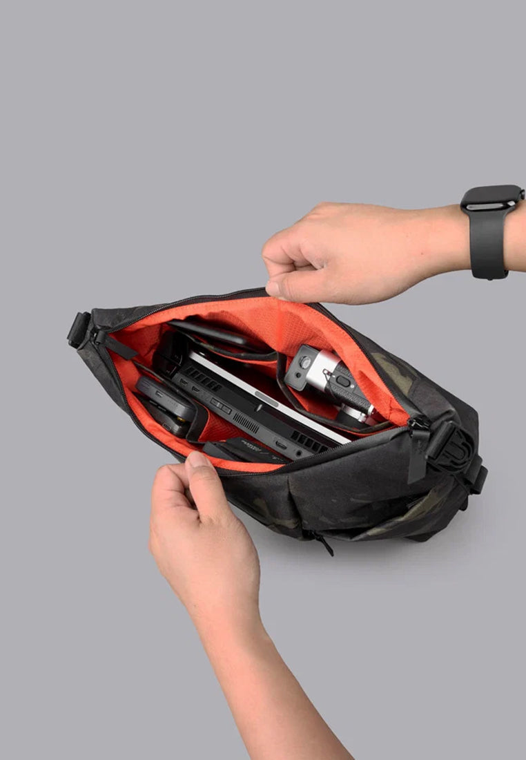 Alpaka Flow Satchel 4L Clogtwo Edition