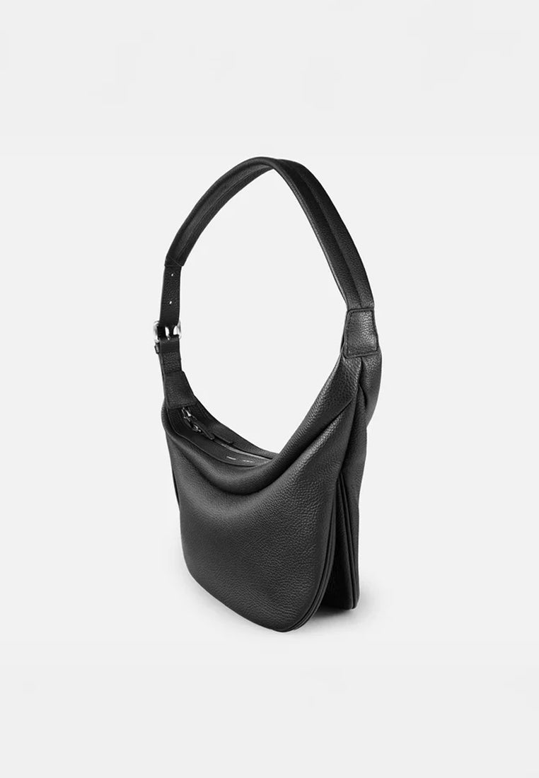 Grams28 192 Essential Half Moon Bag