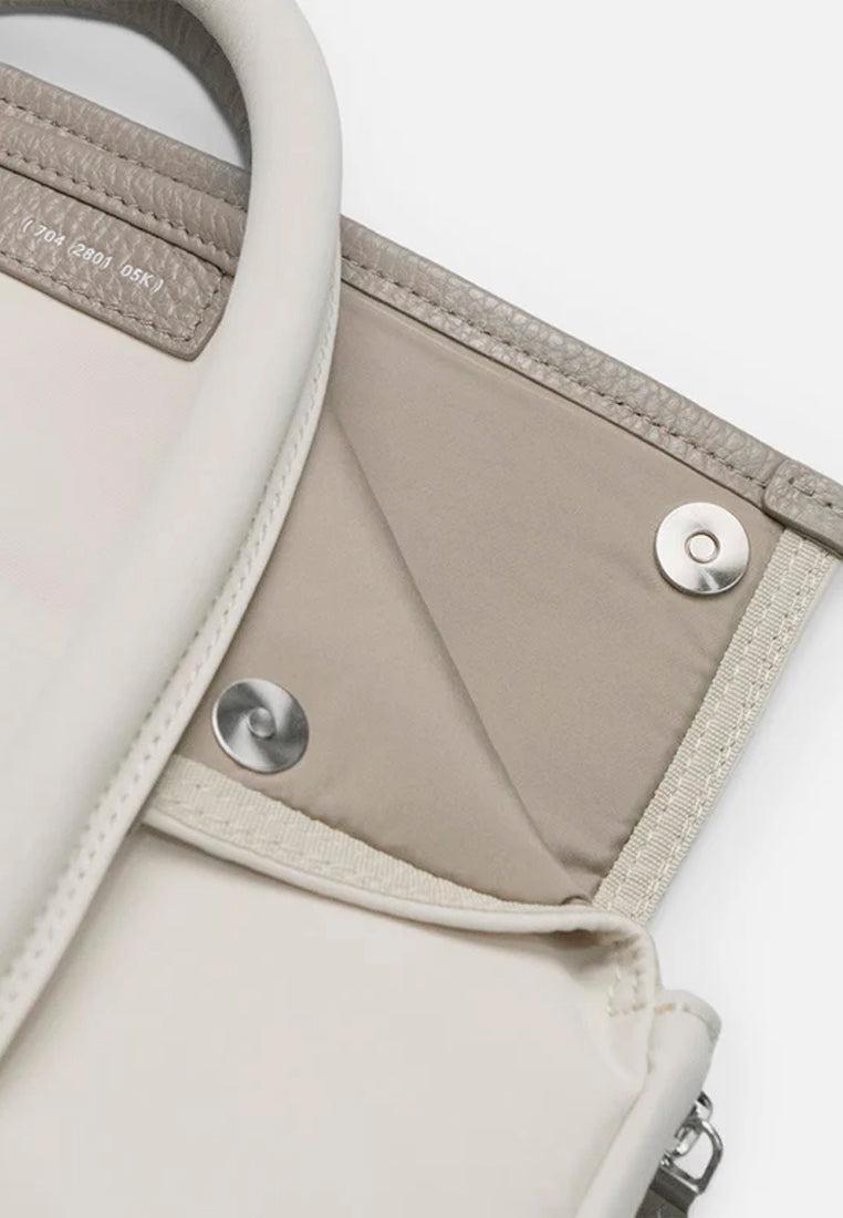 Grams28 704 Urban Folio Bag