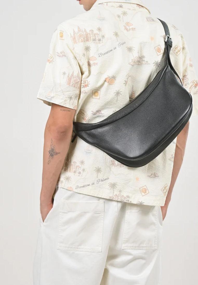 Grams28 192 Essential Half Moon Bag