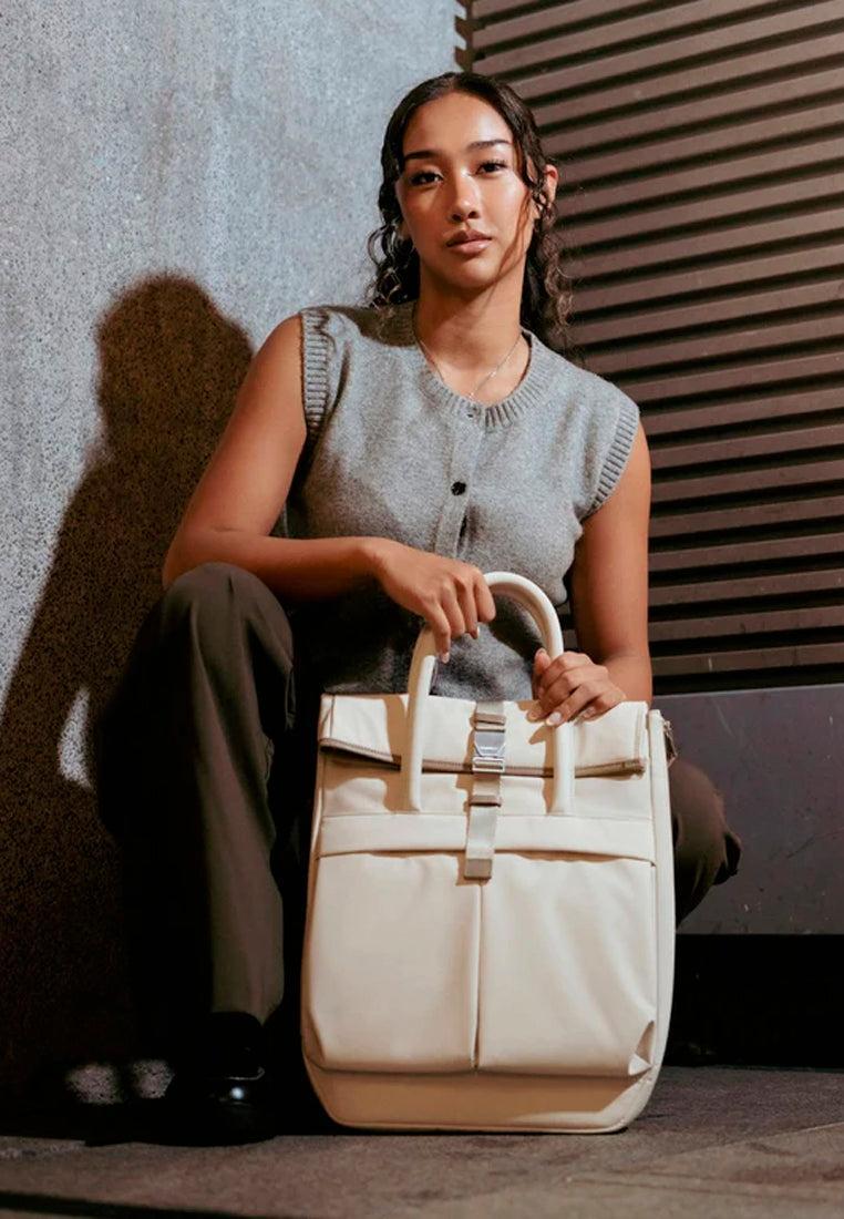 Grams28 704 Urban Folio Bag