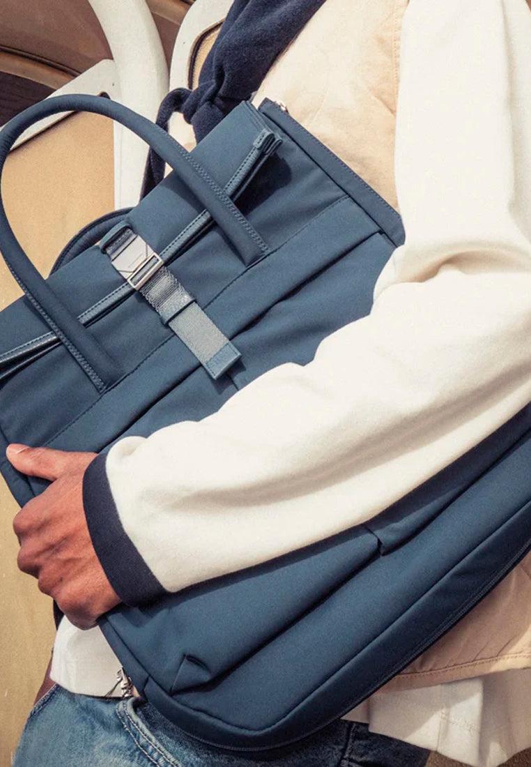 Grams28 704 Urban Folio Bag