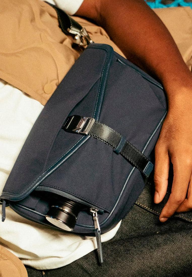 Grams28 703 Urban Bottle Sling