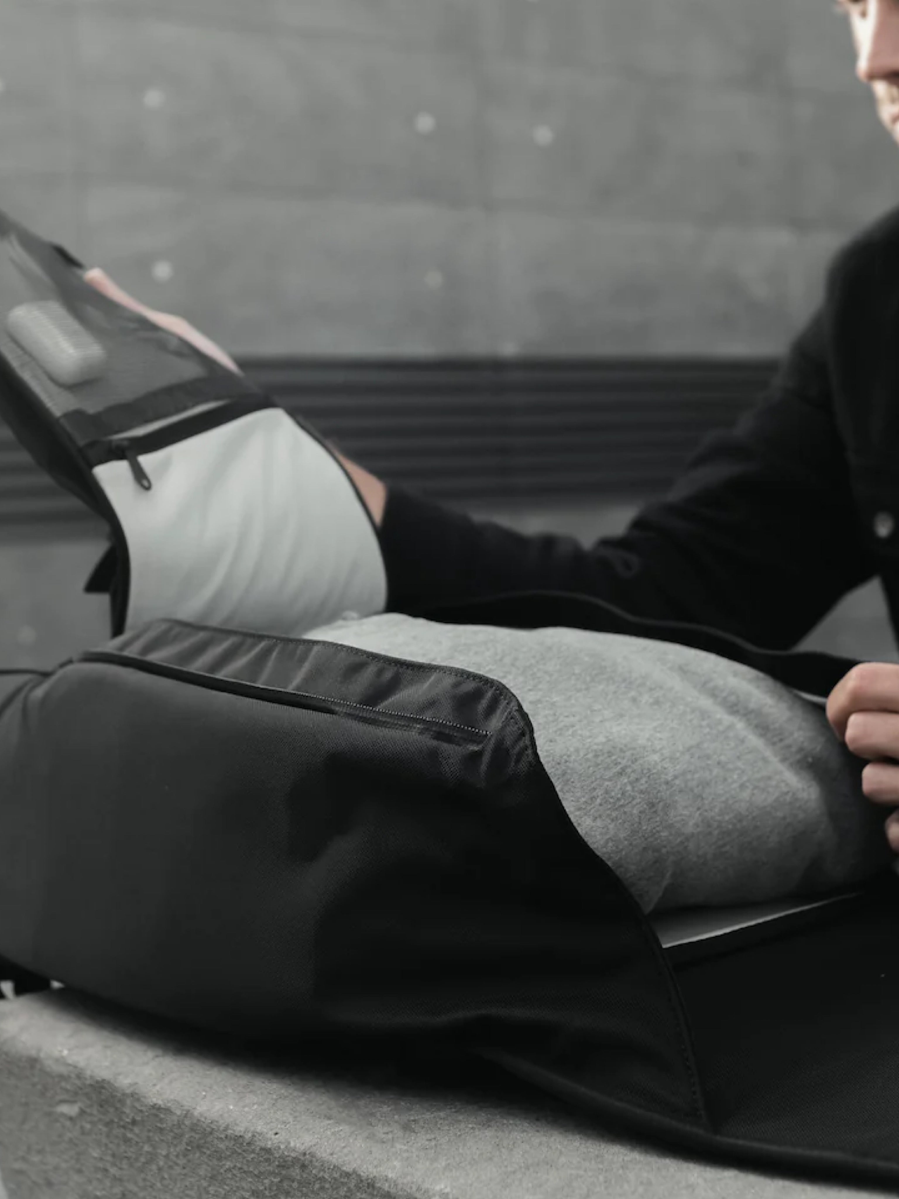 Modern Dayfarer DAYFARER Backpack Black - MORE by Morello Indonesia