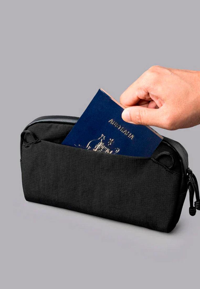 Alpaka Flight Pouch Pro