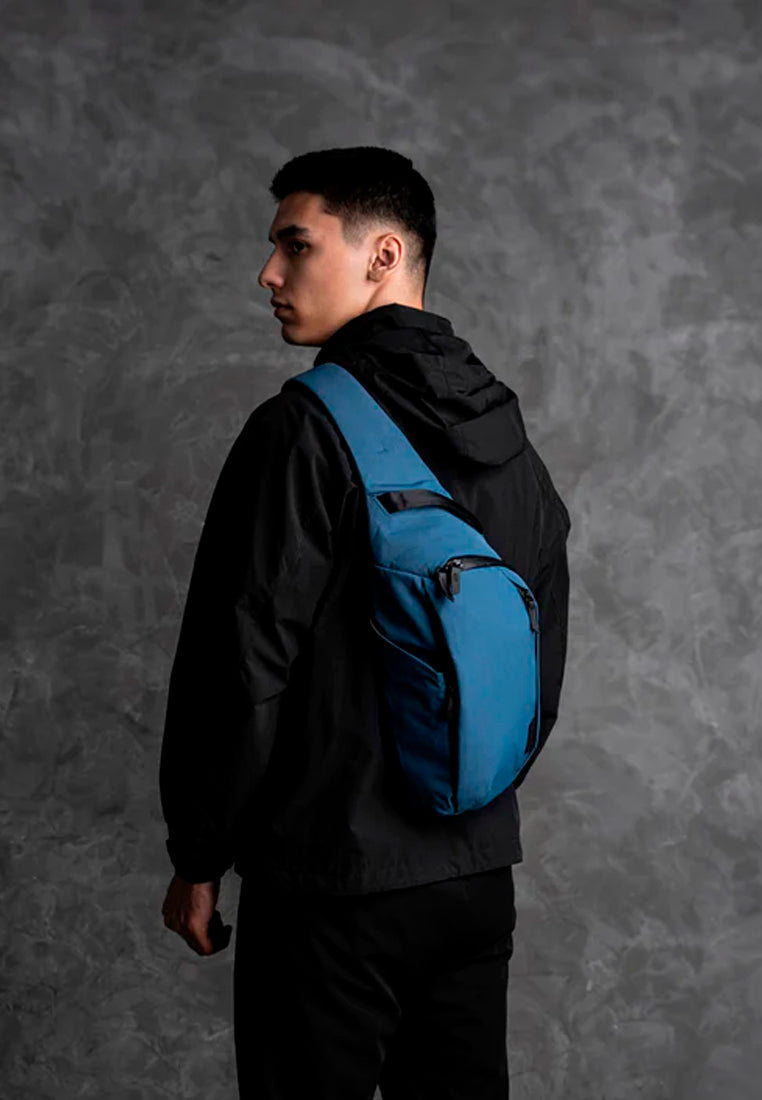 Alpaka Metro Crossbody Sling
