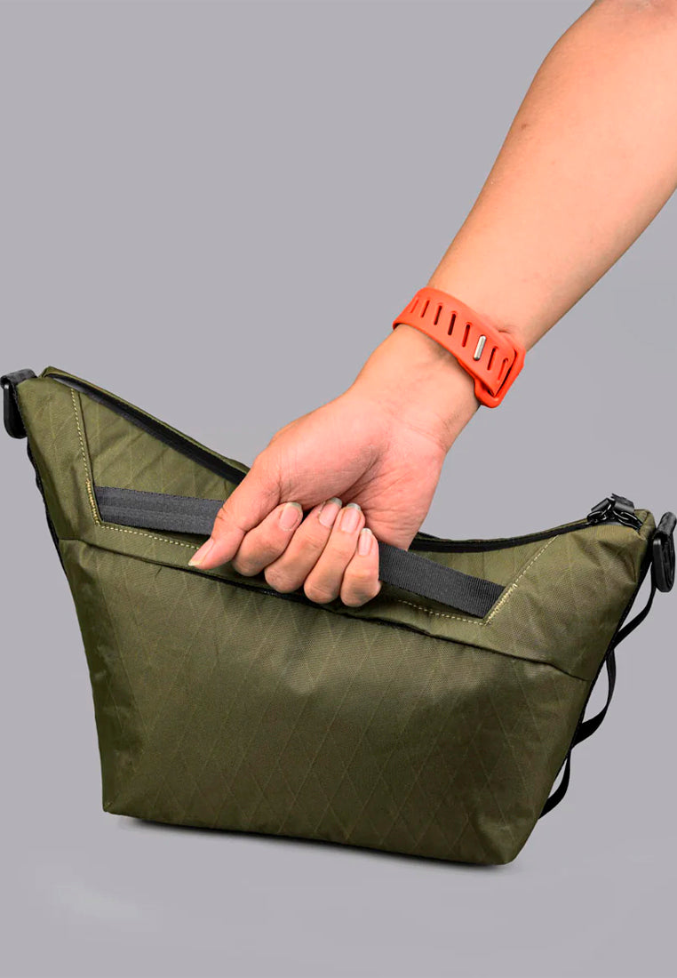 Alpaka Flow Satchel 4L
