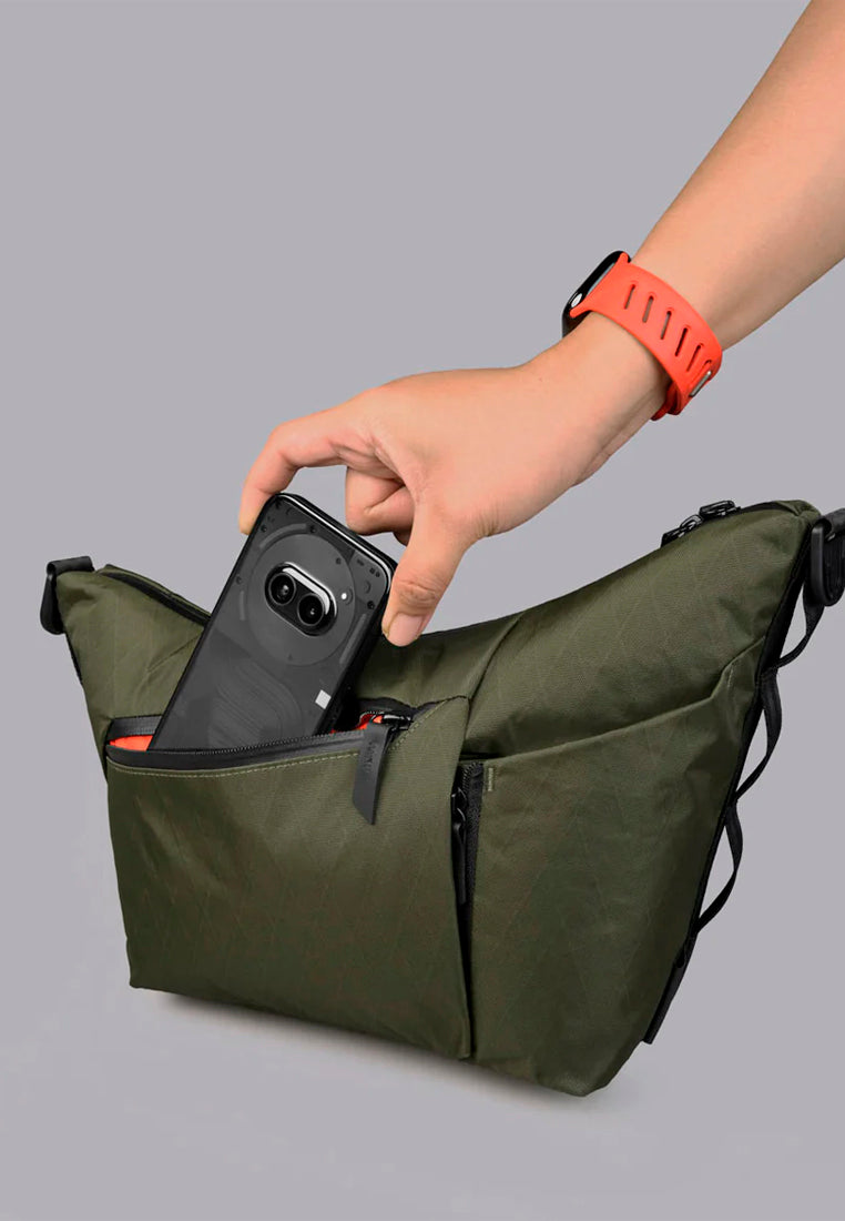 Alpaka Flow Satchel 4L