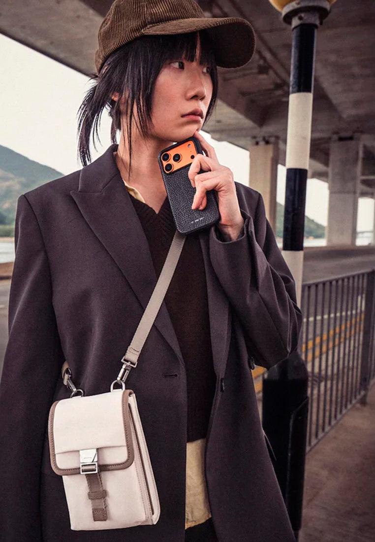 Grams28 701 Urban Phone Sling