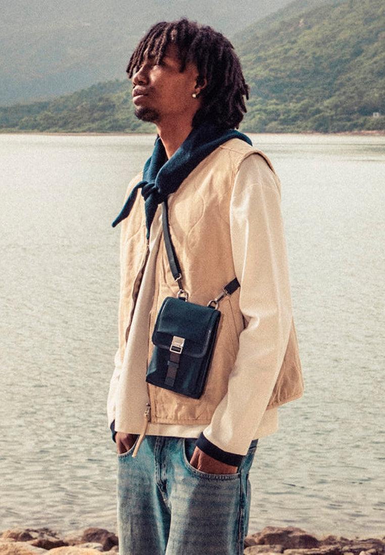 Grams28 701 Urban Phone Sling