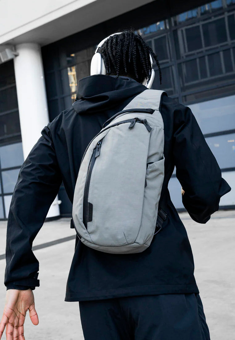 Alpaka Metro Crossbody Sling