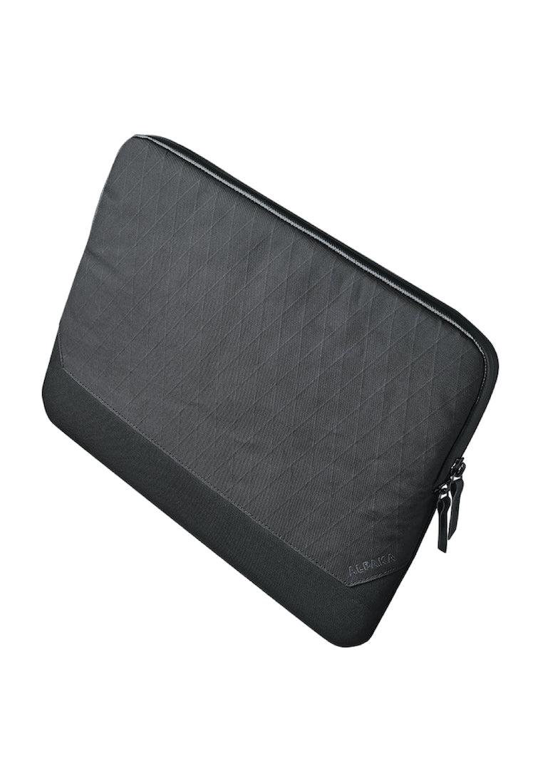 Alpaka Elements Laptop Sleeve 16 Inch - MORE by Morello Indonesia
