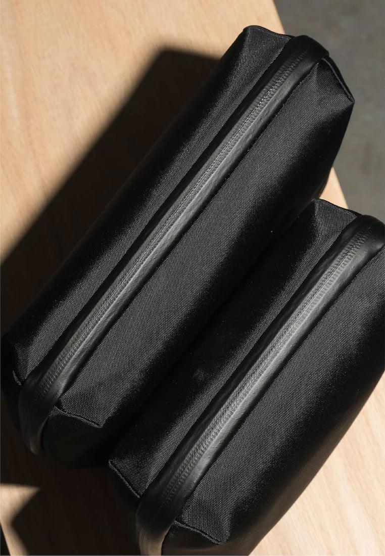 Pioneer Global Pouch XL Baby Black Ballistic