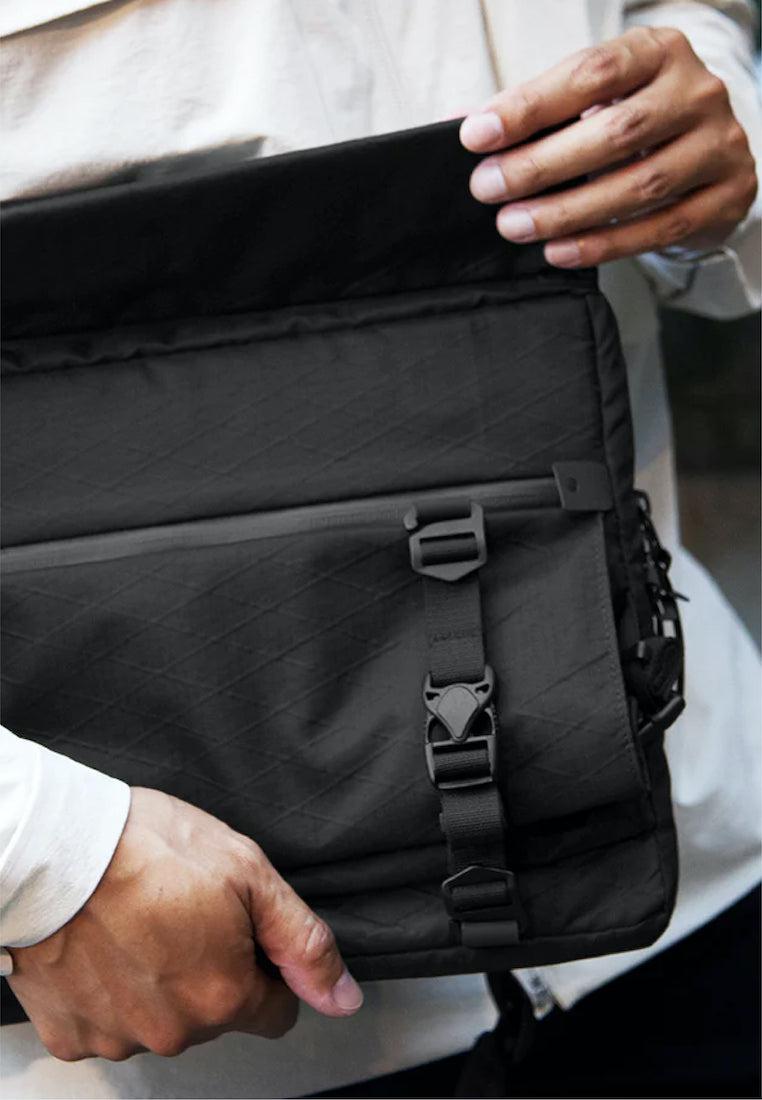 Code Of Bell APEX Liner Max 2 Way Shoulder Bag