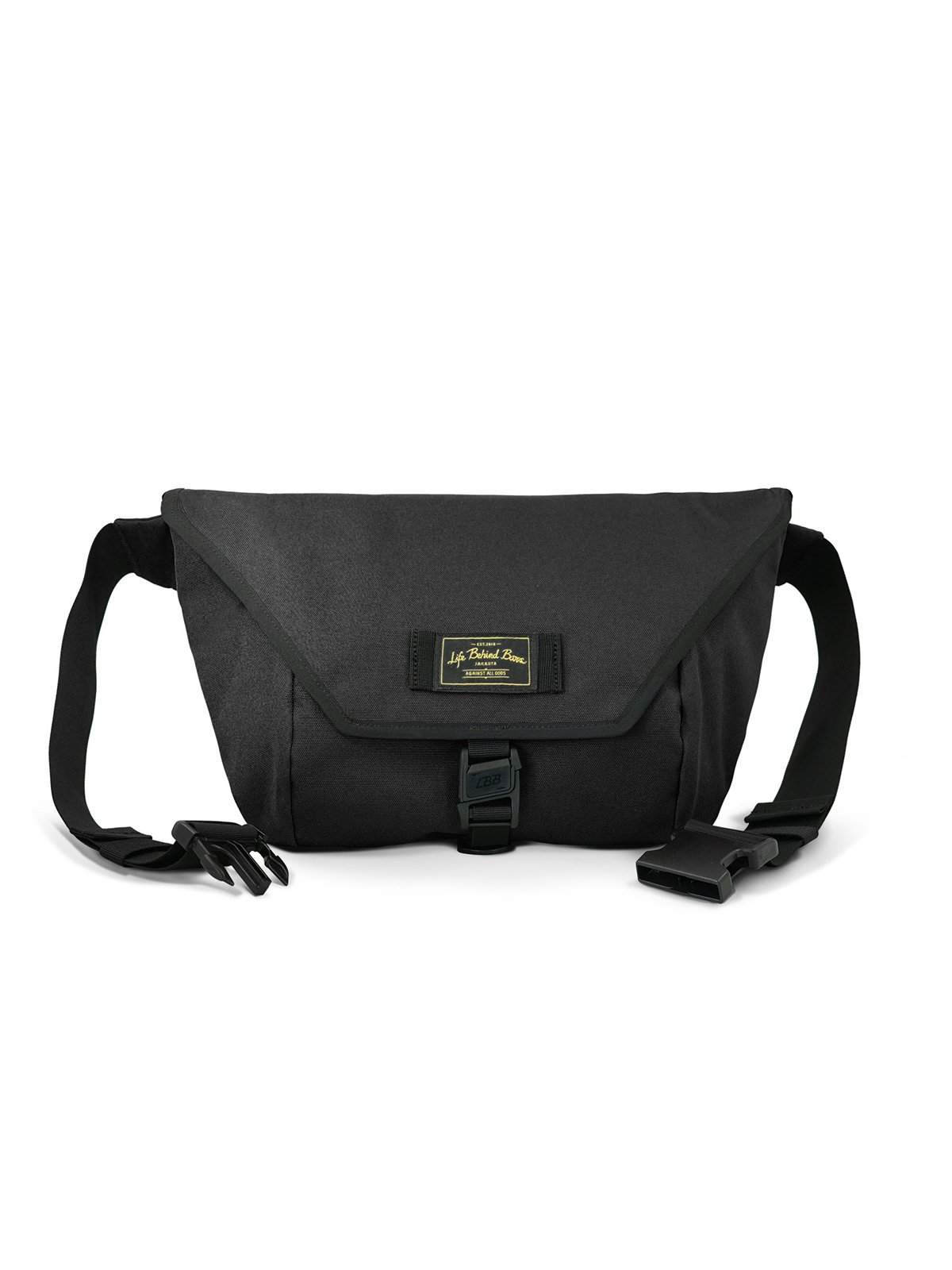 Life Behind Bars The Slingshot 9L Sling Bag Black - MORE by Morello Indonesia