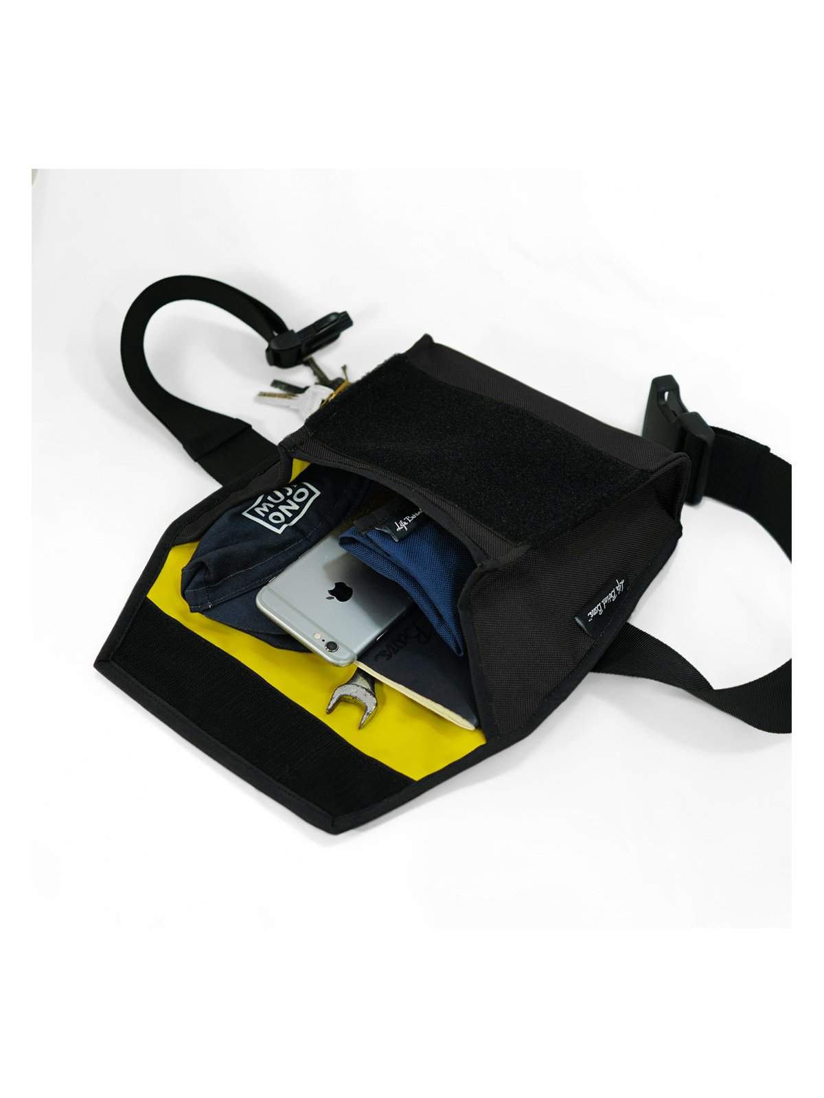 Life Behind Bars The Musette Hip Pouch Black - MORE by Morello Indonesia