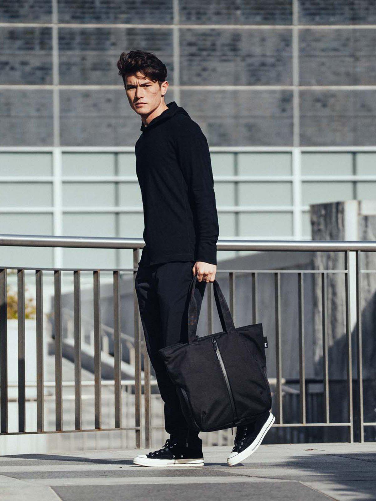 AER Gym Tote Black MORE by Morello Indonesia
