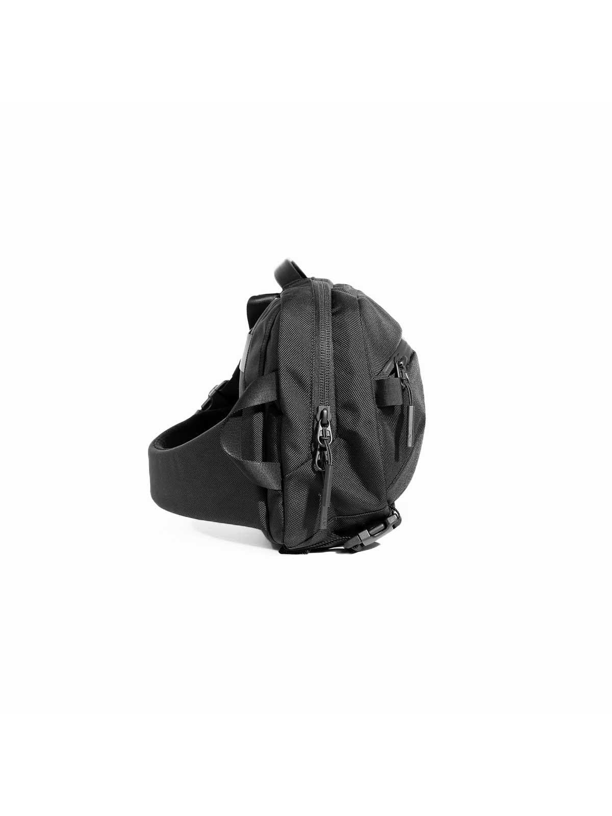 Aer Travel Sling 2 ショルダーバッグ黒 Aer（エアー）＞ TRAVEL DAY