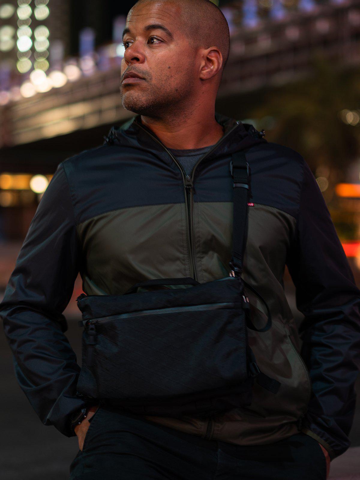 Code Of Bell ANNEX Liner Sacoche Sling Bag Pitch Black - MORE by Morello Indonesia