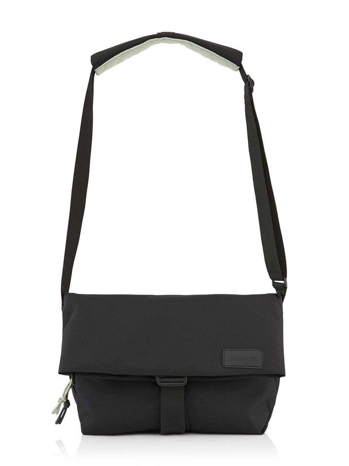Crumpler Shape of Character Messenger Black