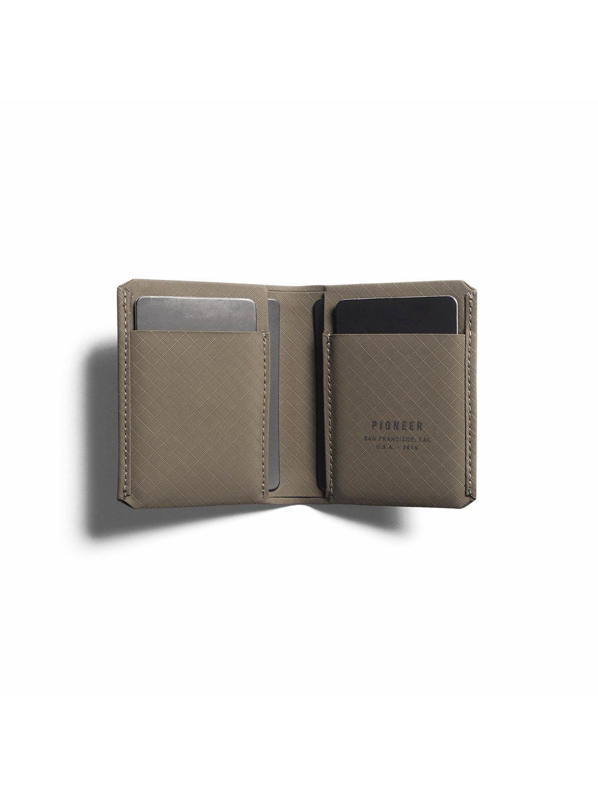 Pioneer Matter Bifold Wallet 3PN Earth