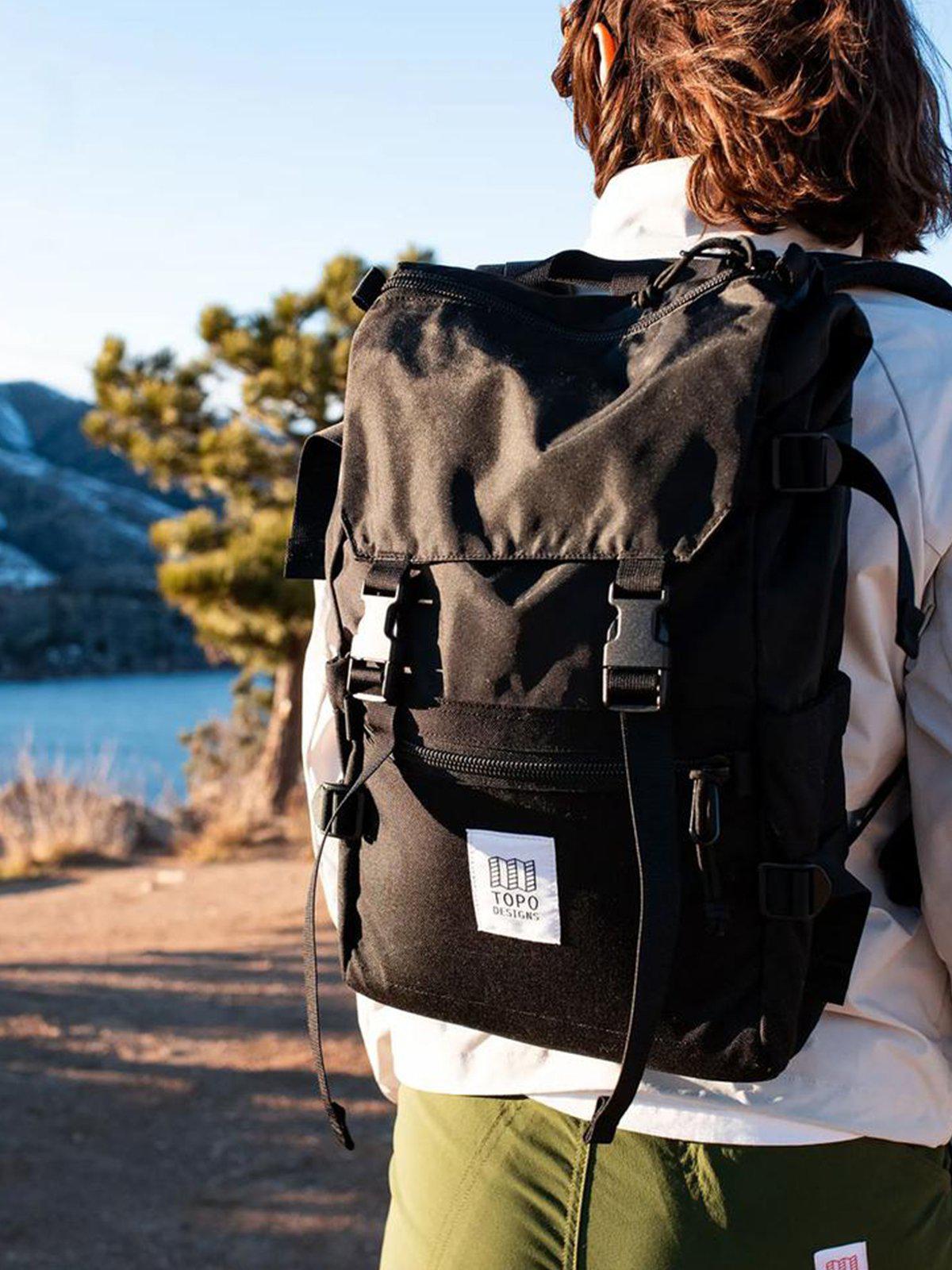 Topo Designs Rover Pack Coral Navy