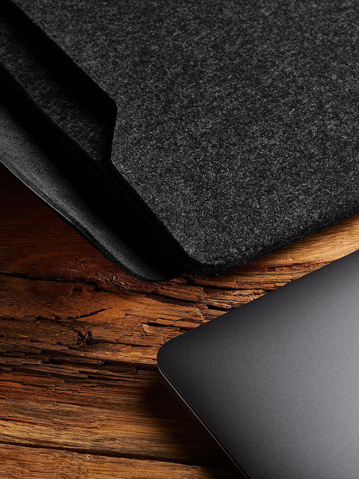 Mujjo Laptop Sleeve for Macbook Pro 16 Inch Black