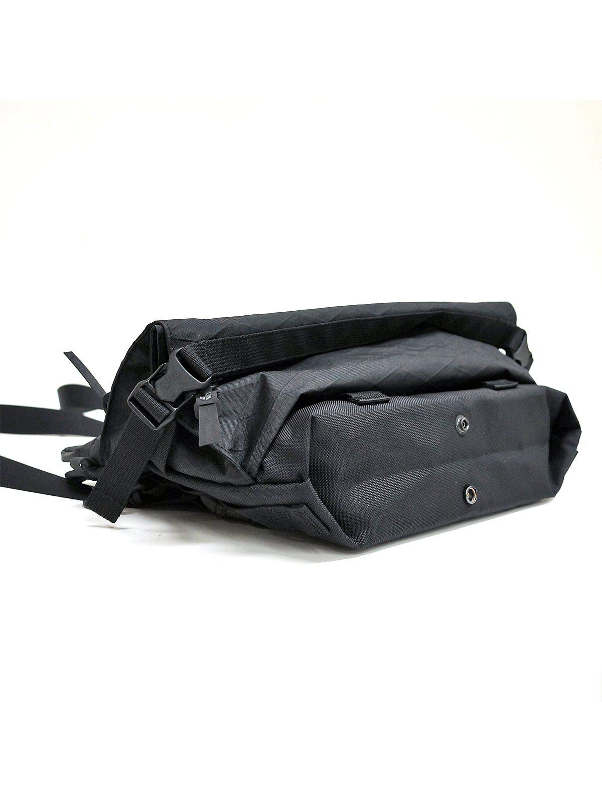 Code Of Bell ANNEX Liner Sacoche Sling Bag Pitch Black - MORE by Morello Indonesia