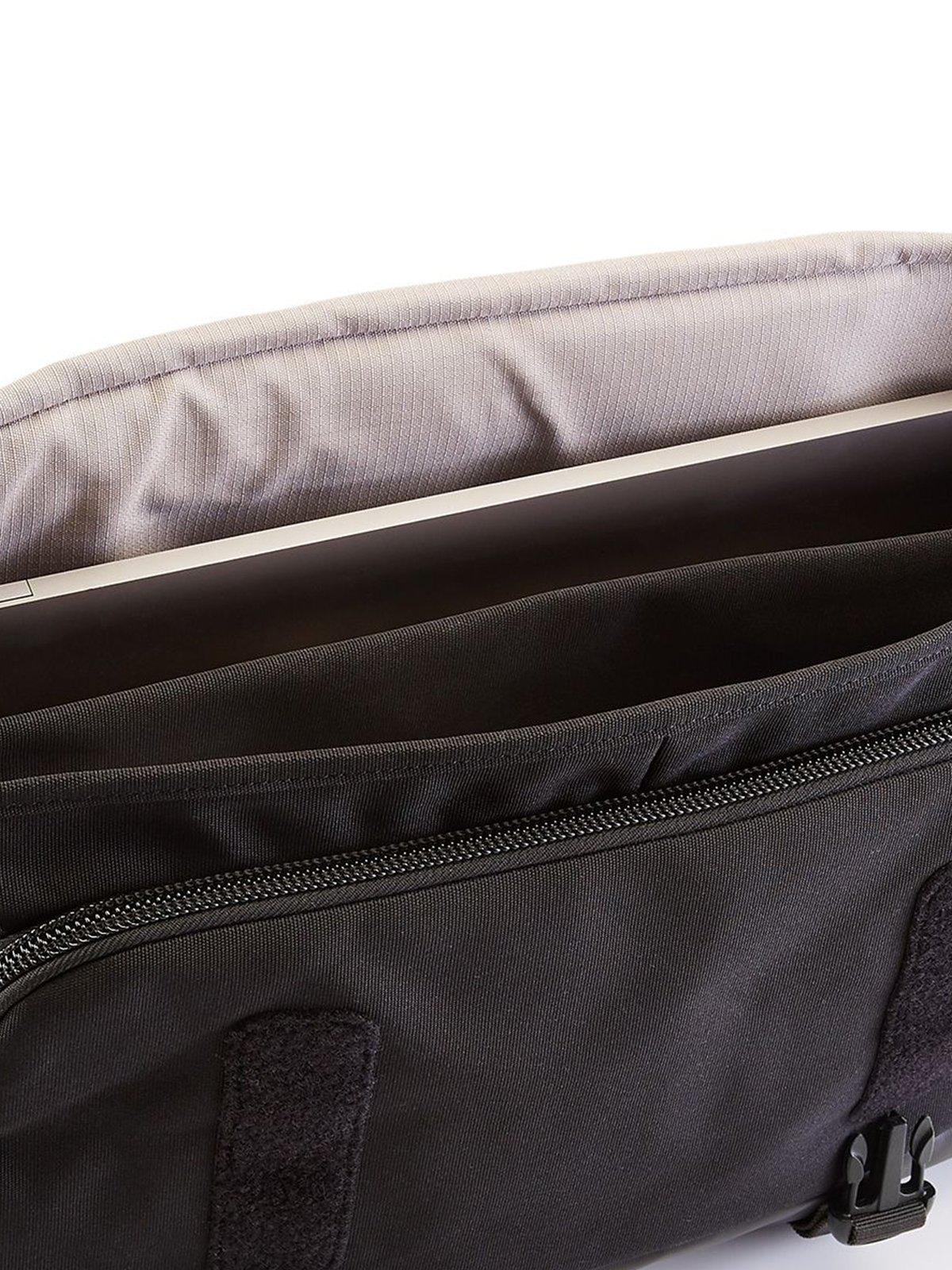 Crumpler Chronicler Plus Messenger Black