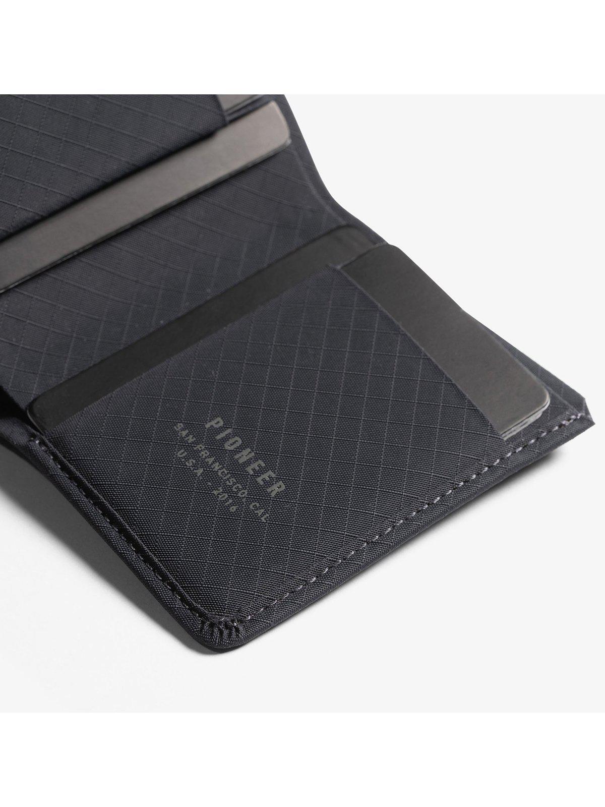 Pioneer Altitude Billfold Wallet 3PN Navy