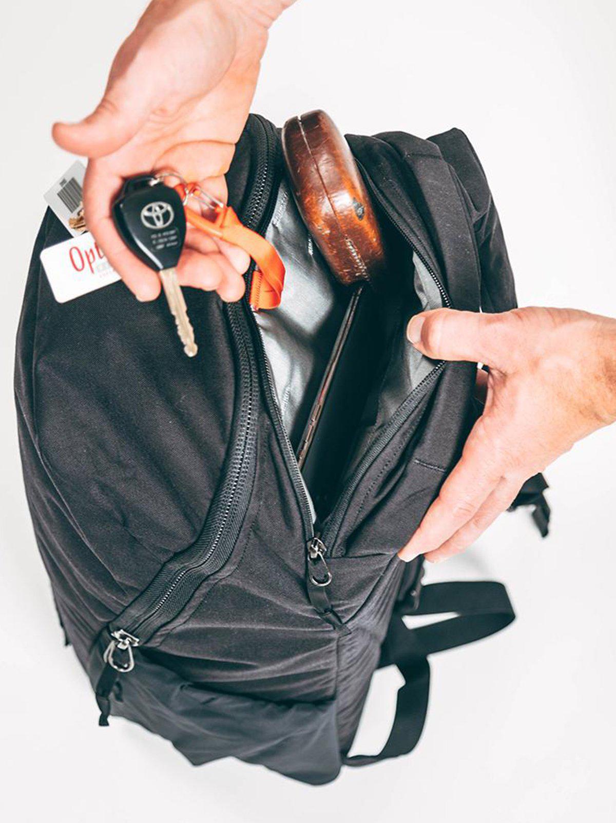 Evergoods Civic Half Zip 26L CHZ26 - MORE by Morello Indonesia