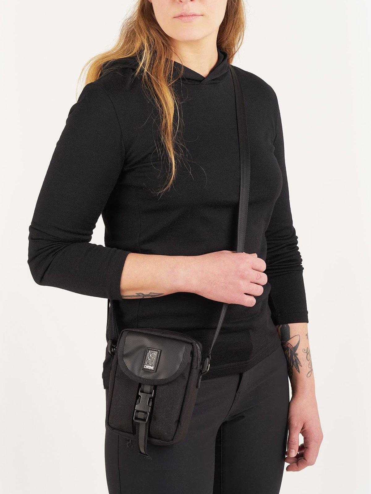 Chrome Industries Shoulder Pouch All Black - MORE by Morello Indonesia