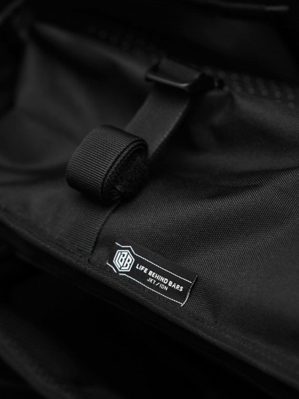 Life Behind Bars The Breakaway Eclipse 27L Backpack Black Reflective - MORE by Morello Indonesia