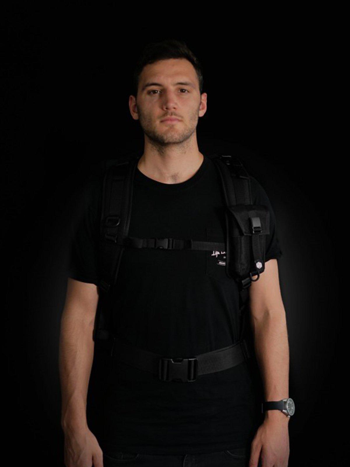 Life Behind Bars The Peloton Eclipse 30-42L Rolltop Backpack Black Reflective - MORE by Morello Indonesia