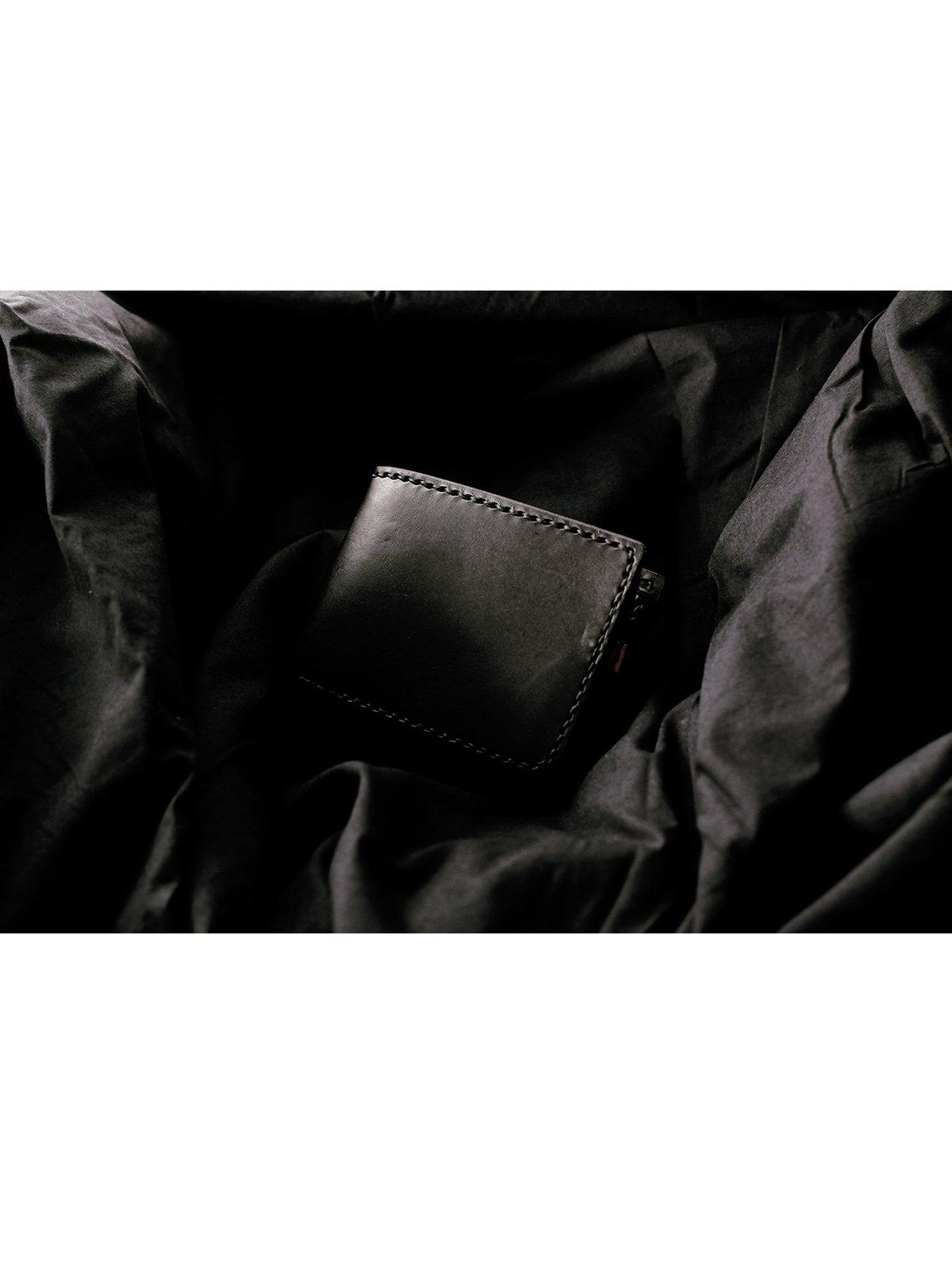 Voyej Vessel V Black Short Wallet - MORE by Morello Indonesia