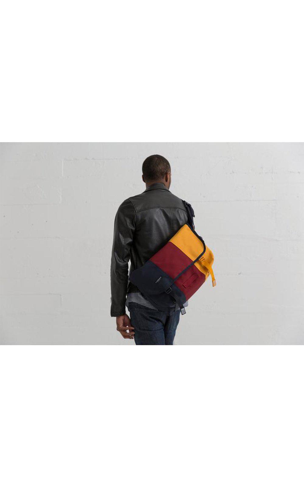 timbuk2 classic messenger bag orange and black Timbuk2 Classic Messenger Bag Bookish M 21L