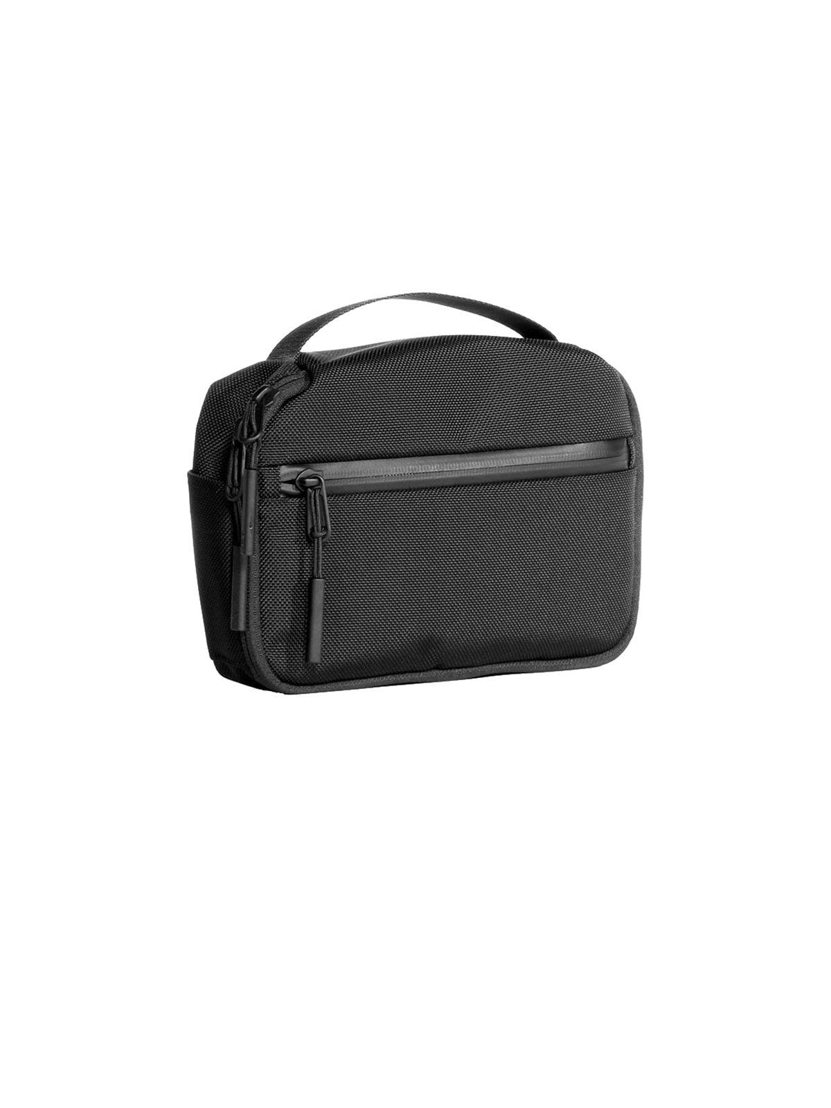 AER Travel Kit Black - MORE by Morello Indonesia