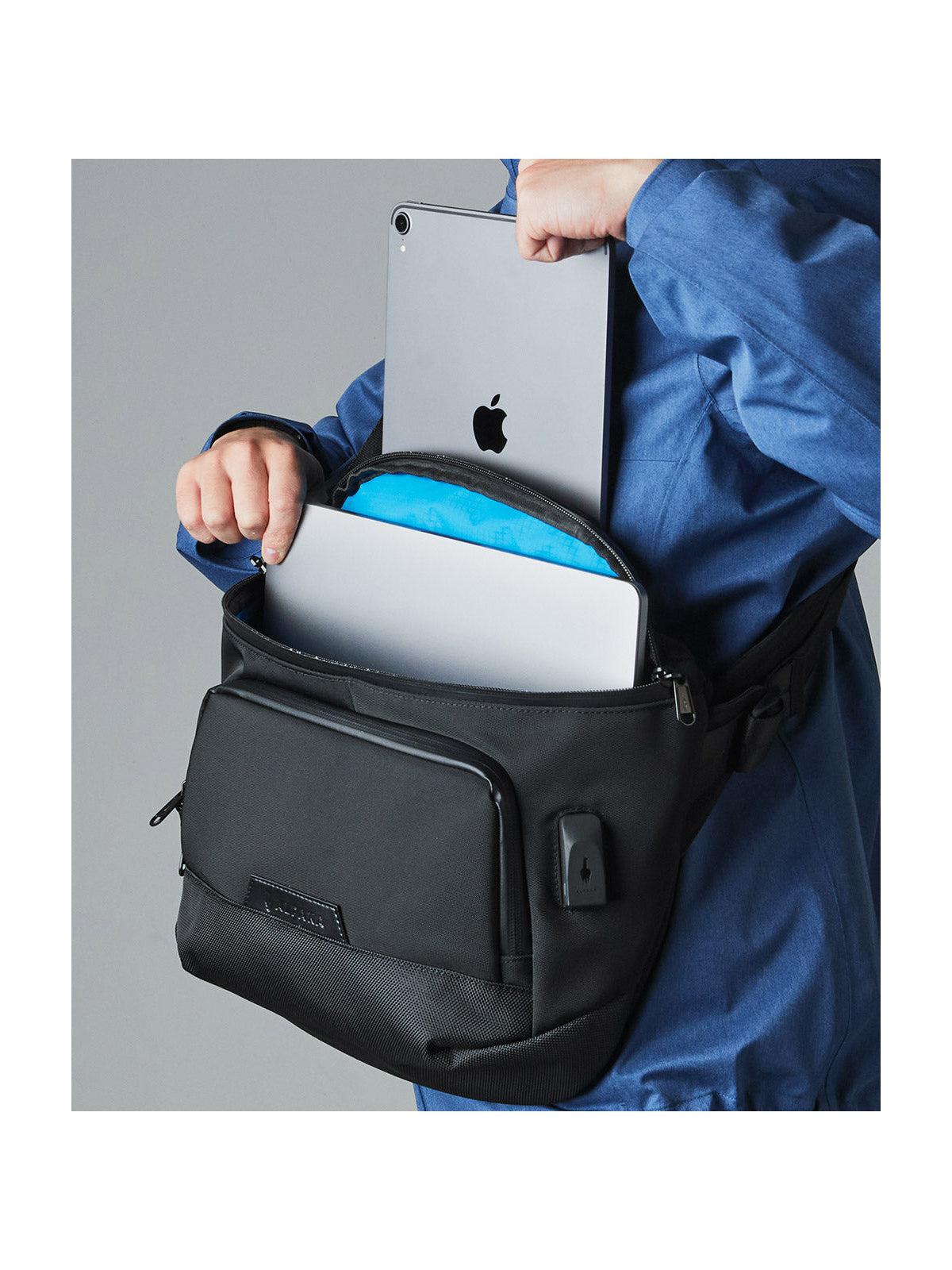 Alpaka Bravo Sling Max Jet Black