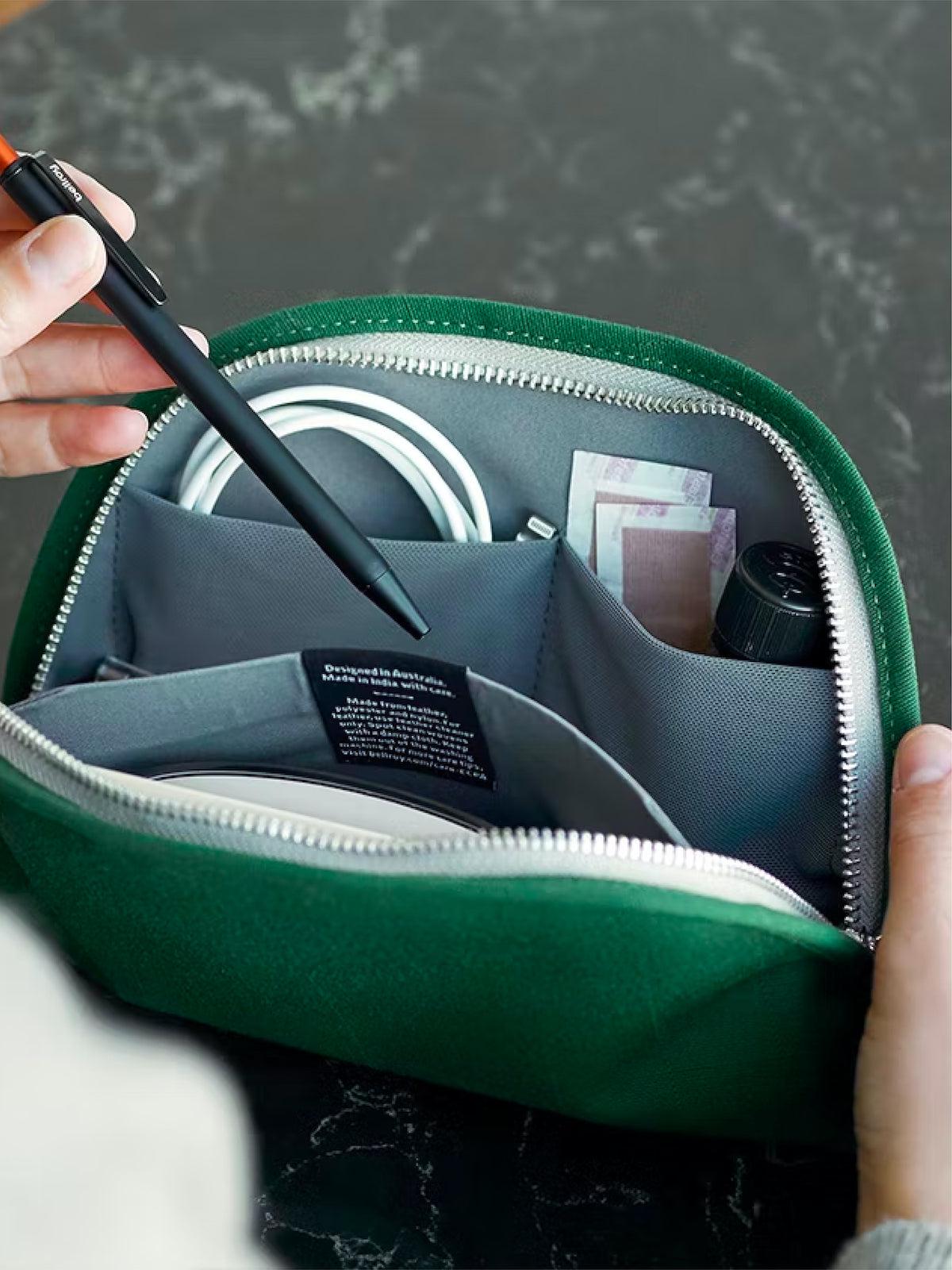 Bellroy Classic Pouch Navy