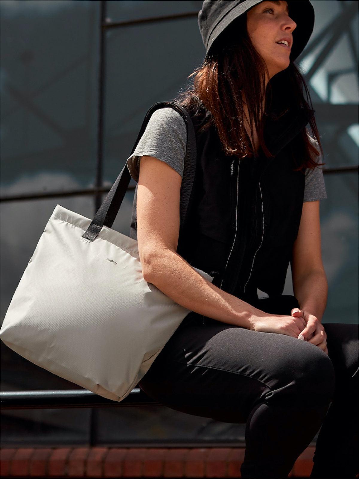Bellroy Lite Tote Copper (Leather Free)