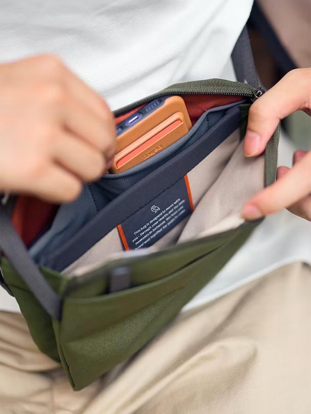 Bellroy City Pouch Plus Saltbush