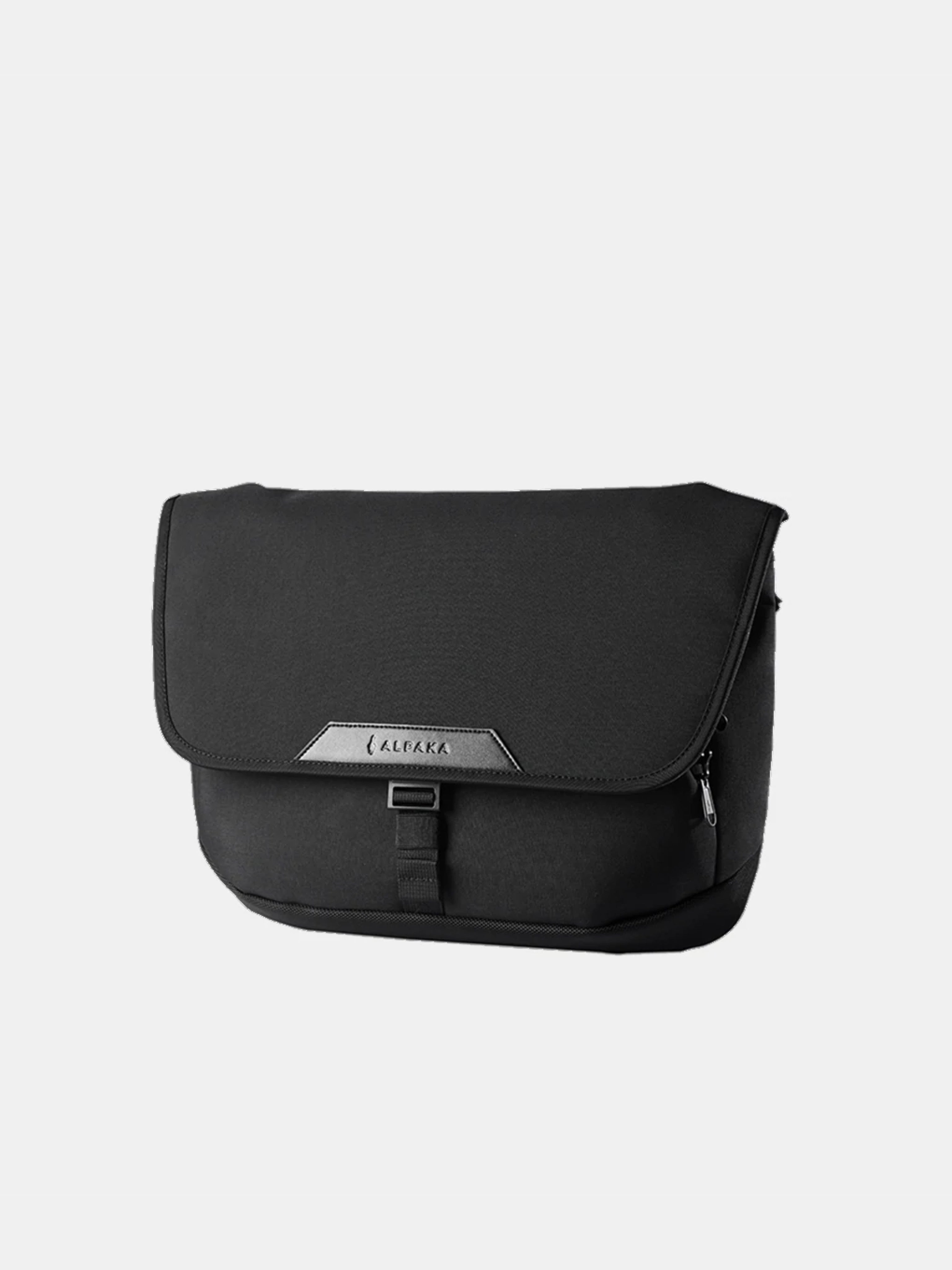 【ALPAKA】ALPHA MESSENGER メッセンジャーバッグ 正規販売代理店】Alpha Messenger