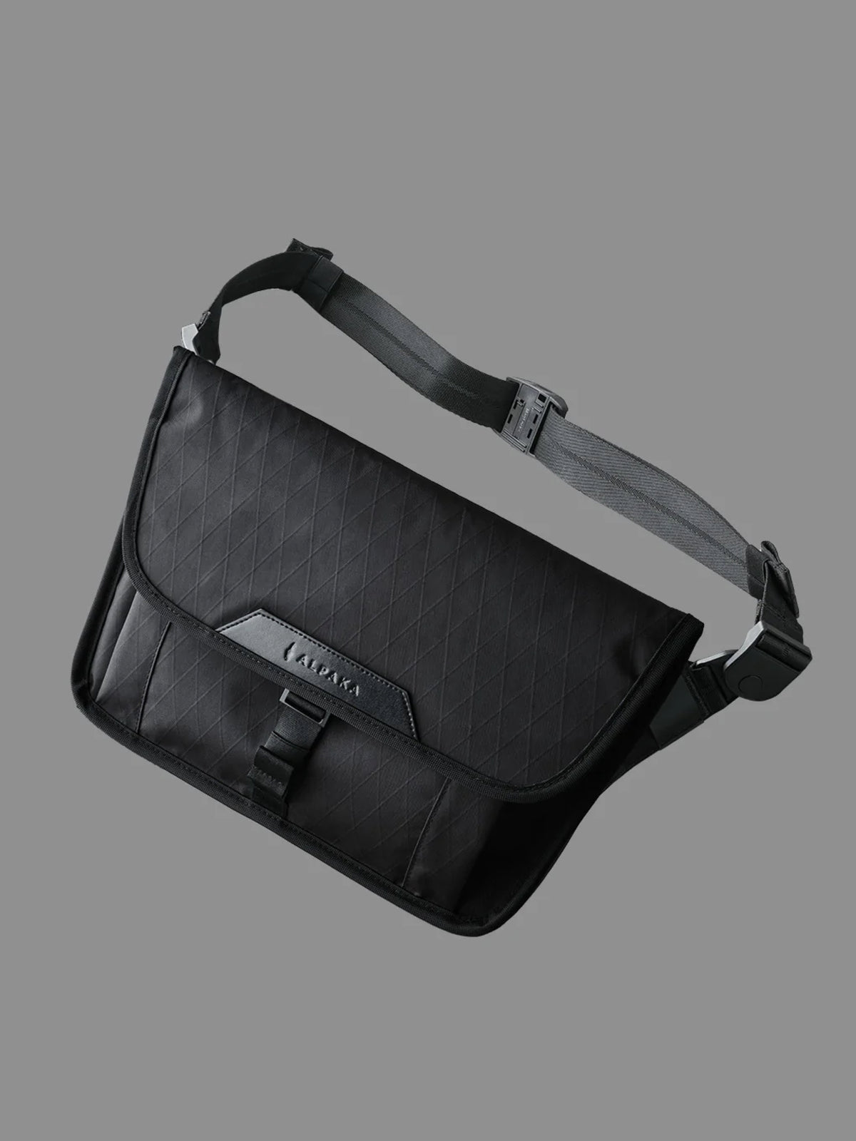 Alpaka Alpha Sling Limited Edition