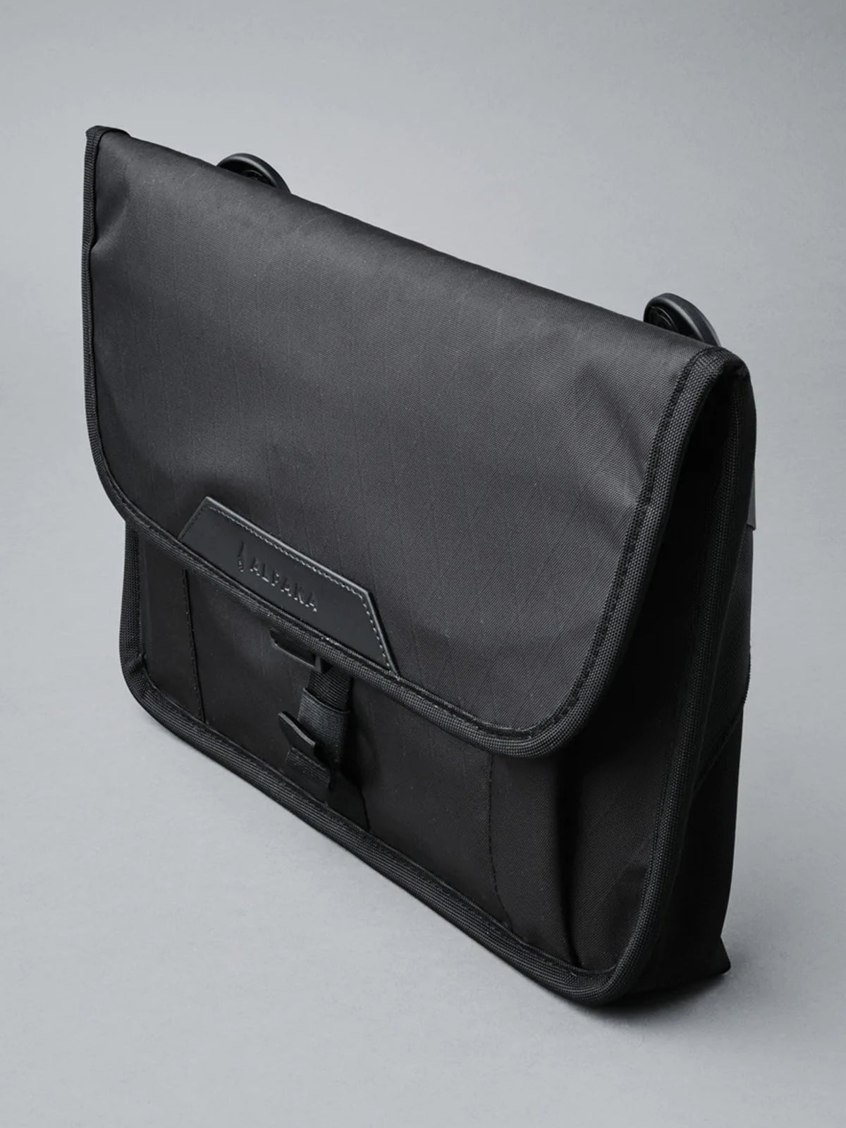 Alpaka Alpha Sling Limited Edition